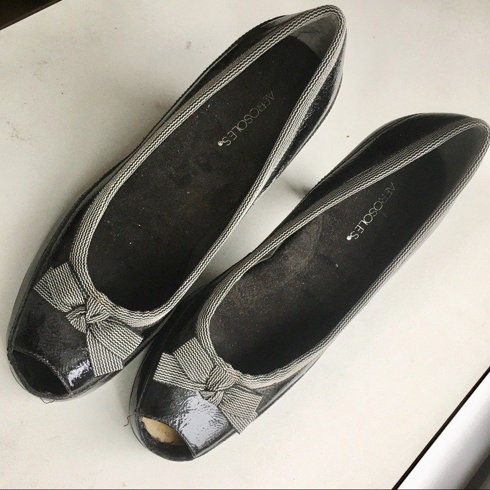 Shoe - Picture 2 of 3